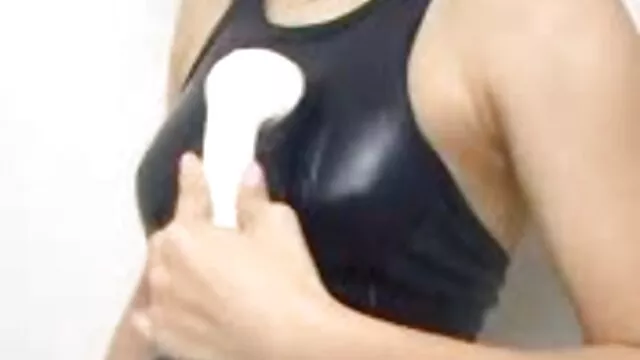 Follando a mi novia con un arnés petardas hd español
