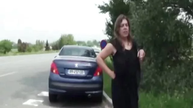 Una joven morena chupa una polla hasta videos xxx subtitulado español un músculo sano y folla