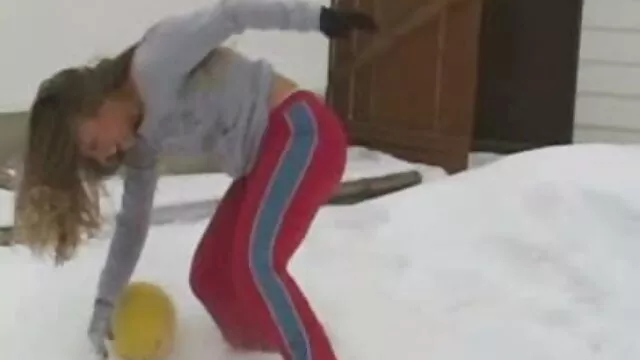 Belleza rubias19 en español sexy Linda Brown le encanta follar en anal