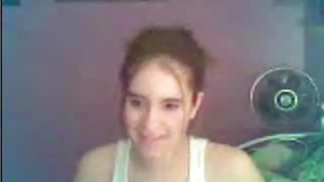 Dos matones irrumpieron en la casa de una solo porno español madre sexy y la follaron