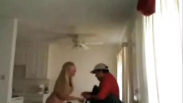 Morena caliente videos pronos en español se folla a un hombre excitado