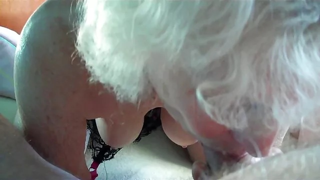 Puta lujuriosa Emo servi porno español lamió el coño de la rubia