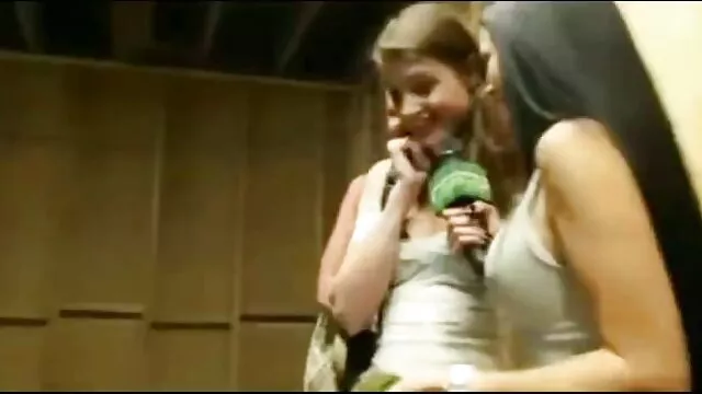 Latina de culo sexy folla en traje de rejilla con videos xxx amateur en español un chico