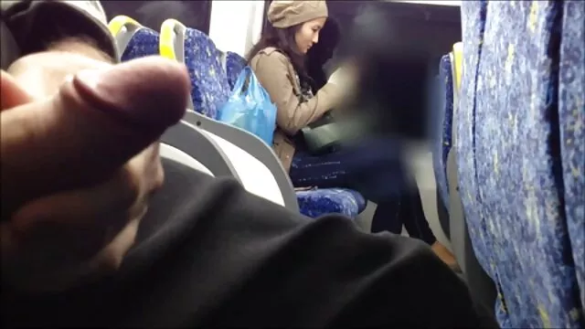 Un lindo hermano se folla a una joven hermanastra sexy pelisxporn en anal