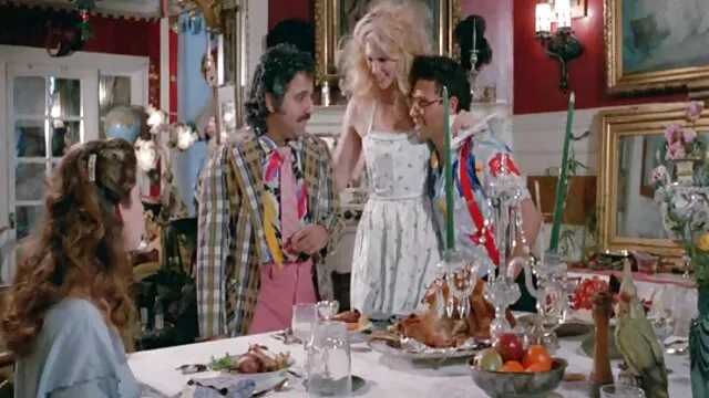 Jovencitas se divierten en la xxx gratis español sauna