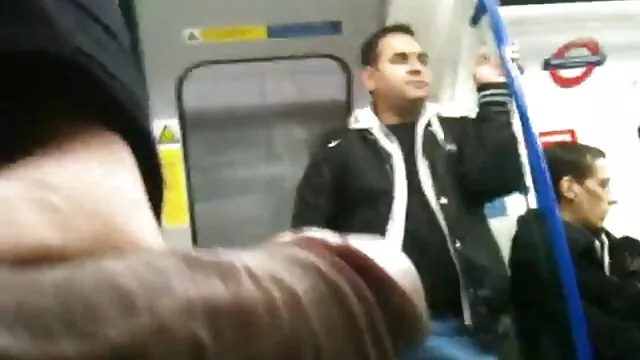 Chico sexy y lascivo se folla a una joven videos pornograficos subtitulados rubia