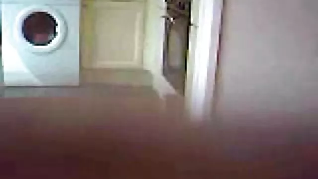 El tipo se folla a una joven zorra con coletas porno españolç y le llena el culo de esperma