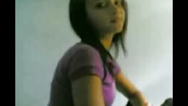 Un lindo tutor se porn español latino folla a su sexy rubia amante en anal