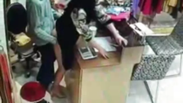 Maduras putas Jada y Kelly follan en anal con un negro peliculas eroticas xxx español hinchado